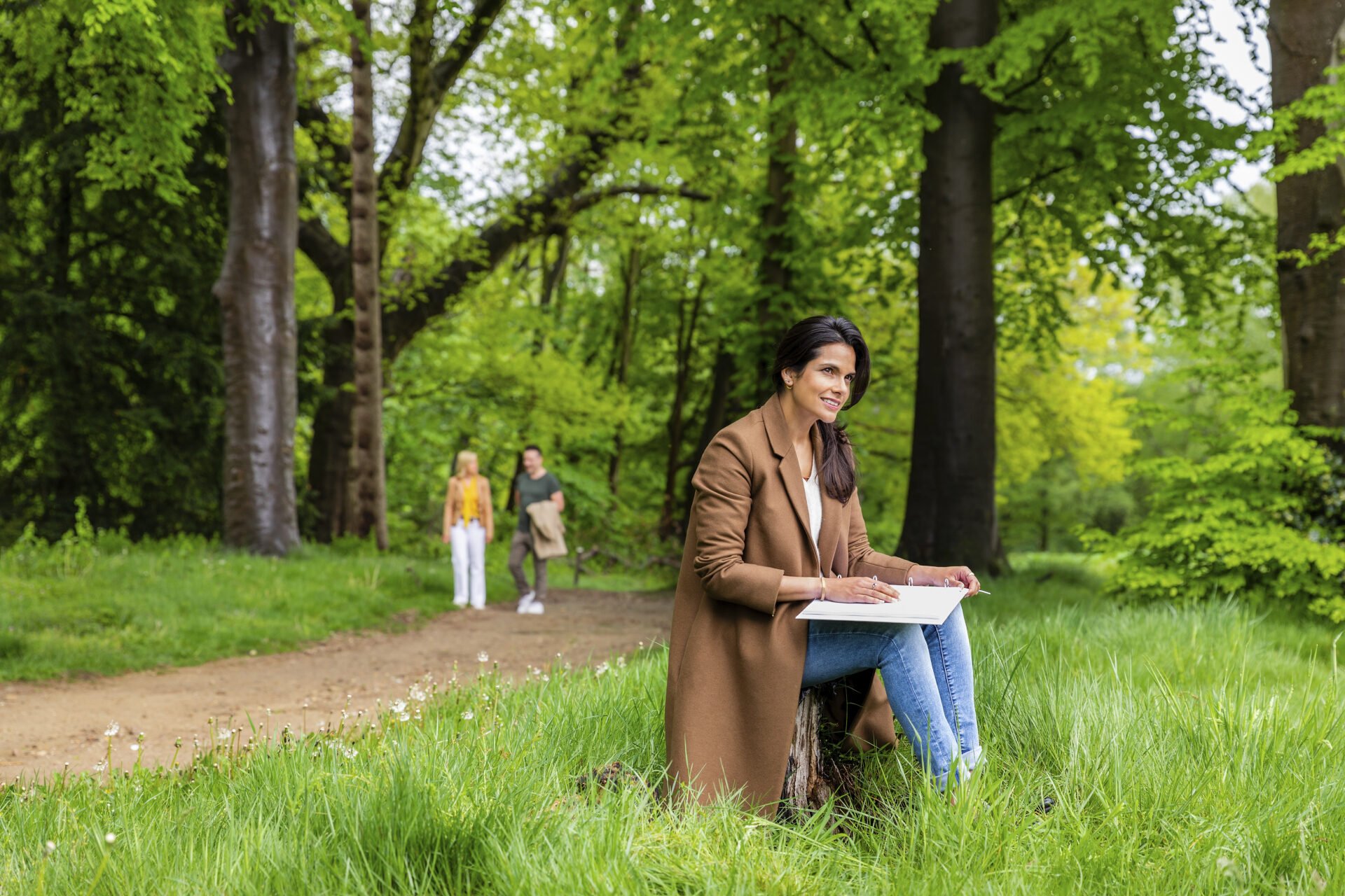 Onze trainingslocaties bevinden zich op een landgoed in de natuur en je wordt volledig ontzorgd. Je eet en slaapt bij ons op de locatie, zodat jij je aandacht volledig kunt richten op jouw ontwikkelproces.